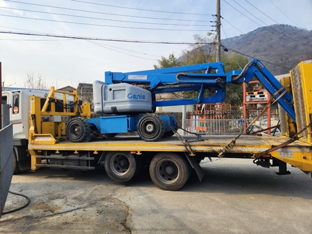 김해고소작업대M